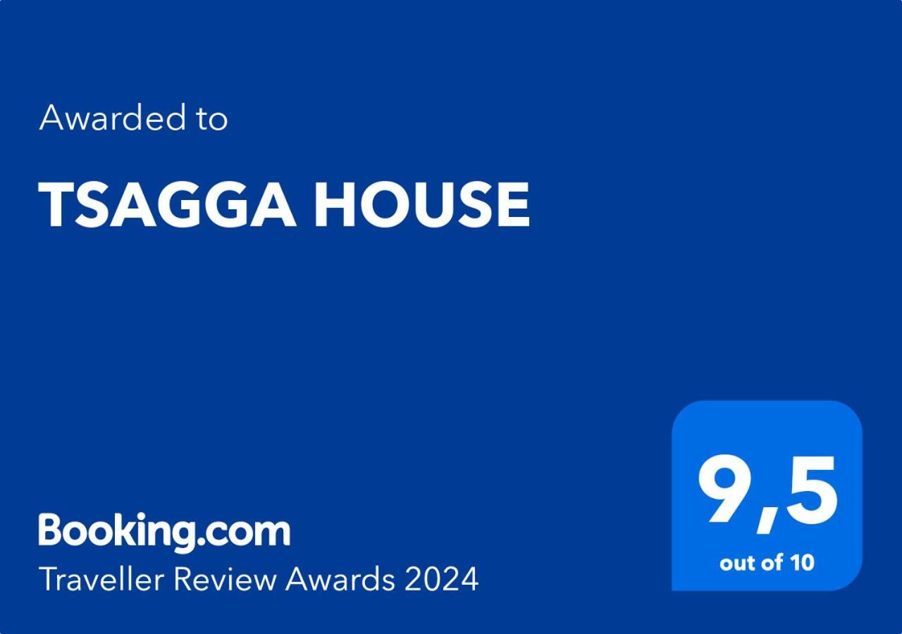 オロポスTsagga Houseアパートメント エクステリア 写真